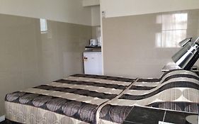 Avalon Motel
